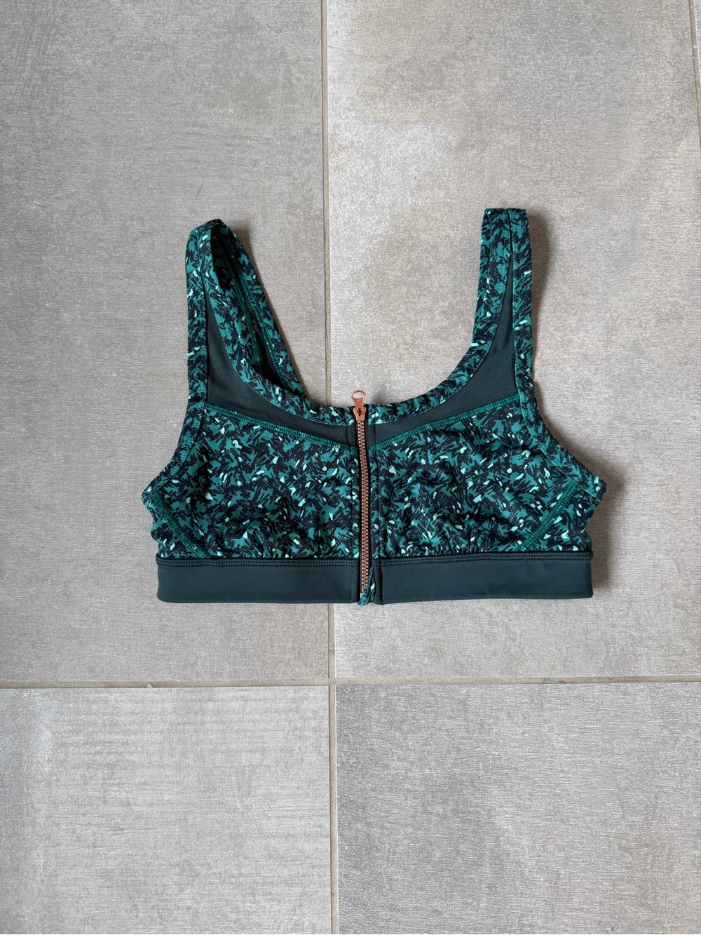 lululemon athletica Teal & Black Front-Zip Printed Sports Bra